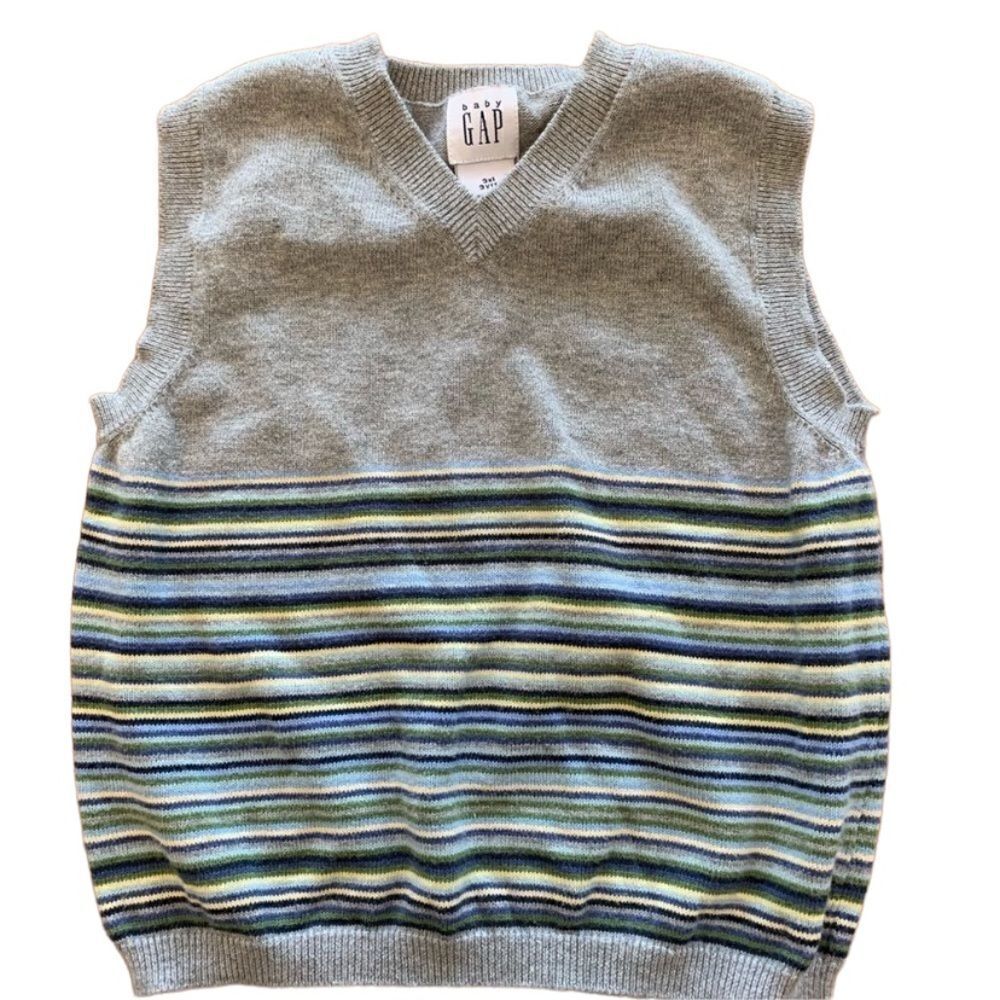 GAP V-neck Sweater Vest 